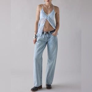 BDG | Kayla Low Rise Slouchy Straight Leg 100% Cotton Rigid Denim Jeans Light 24